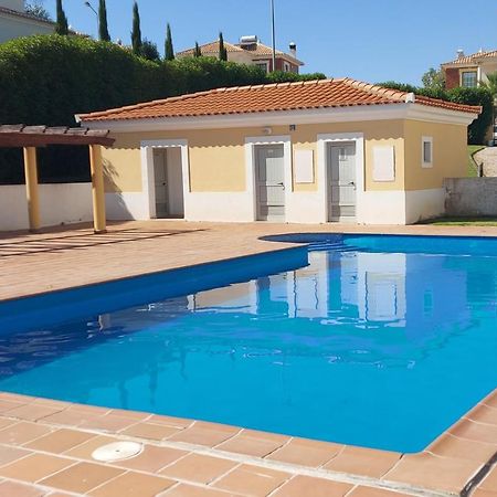 אלקנטרילה Apartamento Piscina 5 Minutos Praia מראה חיצוני תמונה